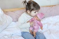 Duża lalka Alice 30cm bobas + smoczek, zabawka dla dzieci, Lillan & Friends - 3